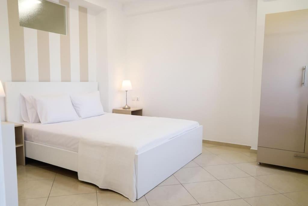 Cozy Apartment Near Airport Коропион Экстерьер фото