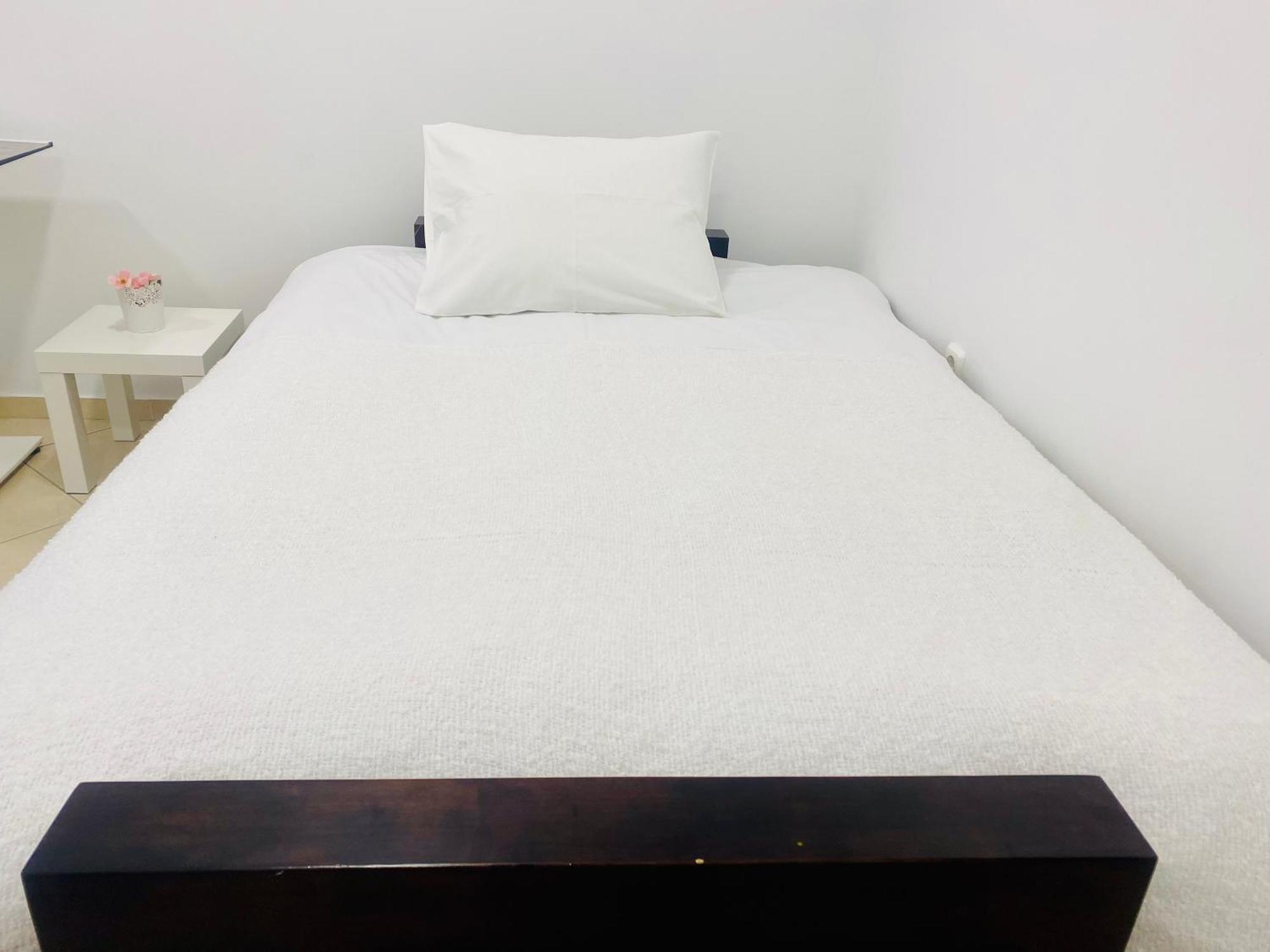 Cozy Apartment Near Airport Коропион Экстерьер фото