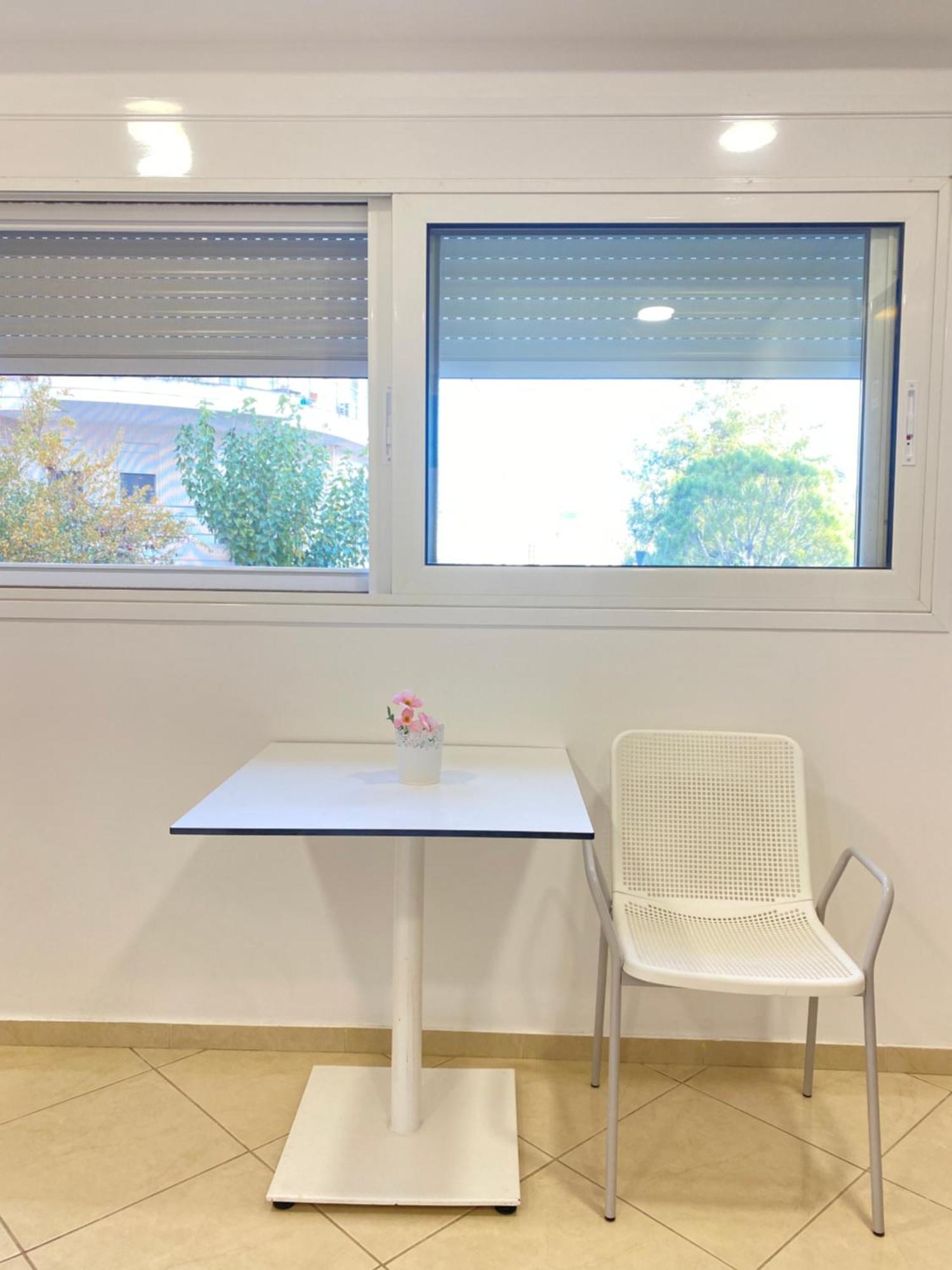 Cozy Apartment Near Airport Коропион Экстерьер фото